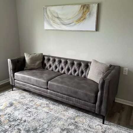 The Mary Lou - 2 Bedroom Apt In Quilt Town, Usa Hamilton Exterior photo