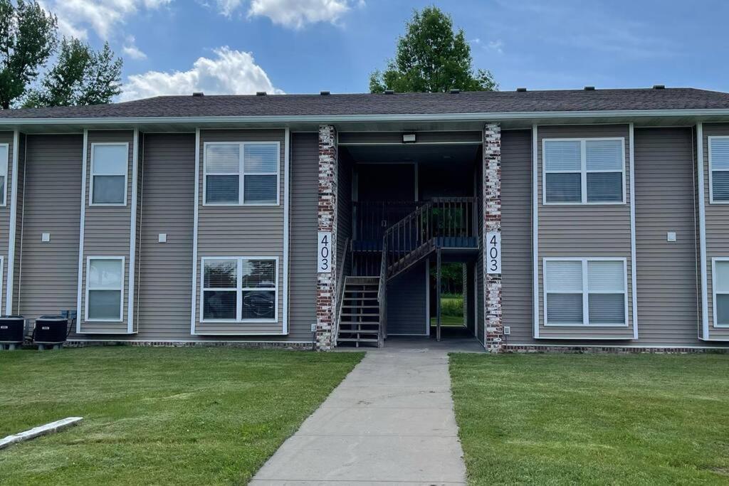 The Mary Lou - 2 Bedroom In Quilt Town, Hamilton